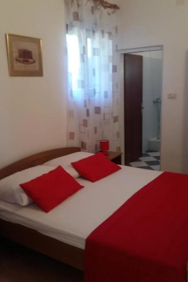 Apartments By The Sea Arbanija, Ciovo - 4320 Trogir